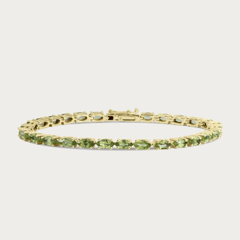 Tennis bracelet with peridot