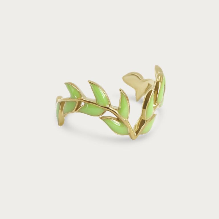 Gold ear clip with enamel