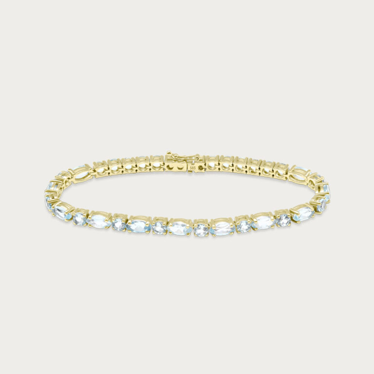 Tennis bracelet with natural diamonds