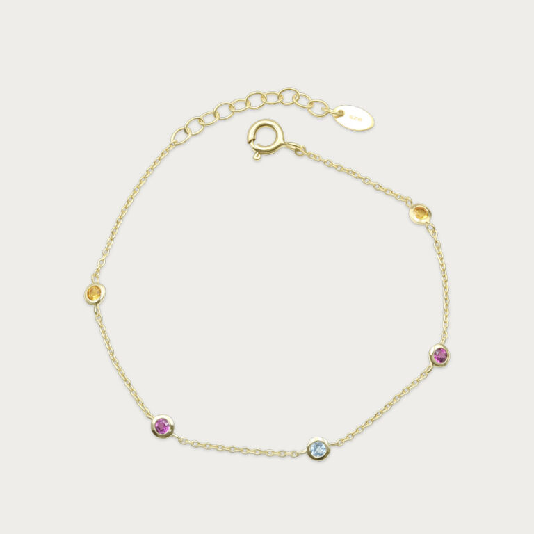 Bracelet set with five gemstones along the chain