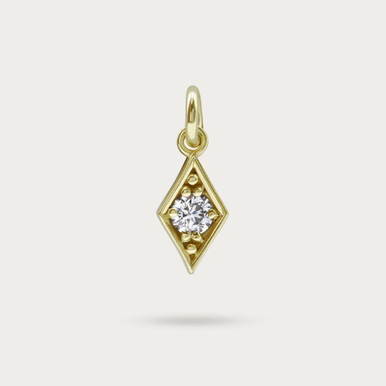 Gold charm, style CH-16